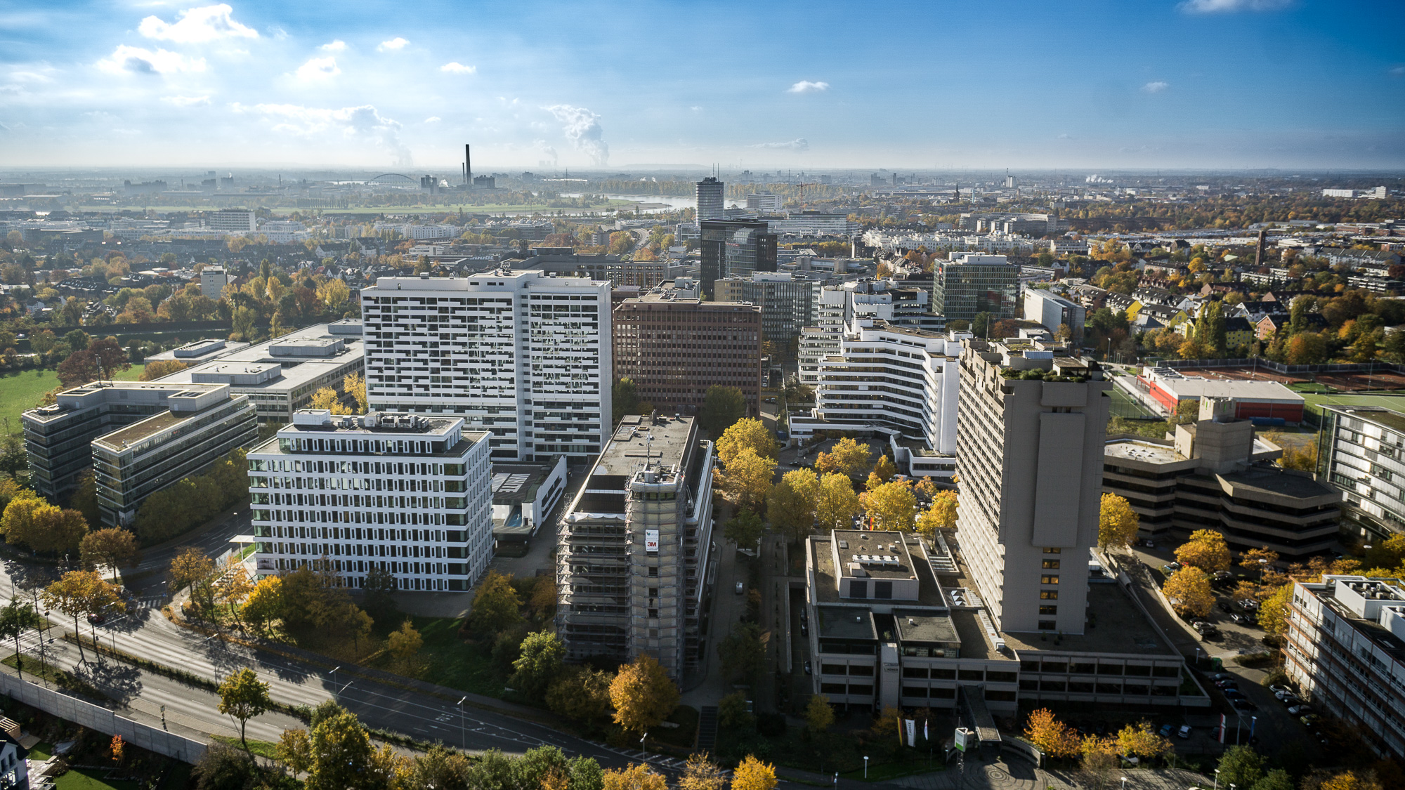 Luftaufnahme vom Seestern Businesspark in Düsseldorf