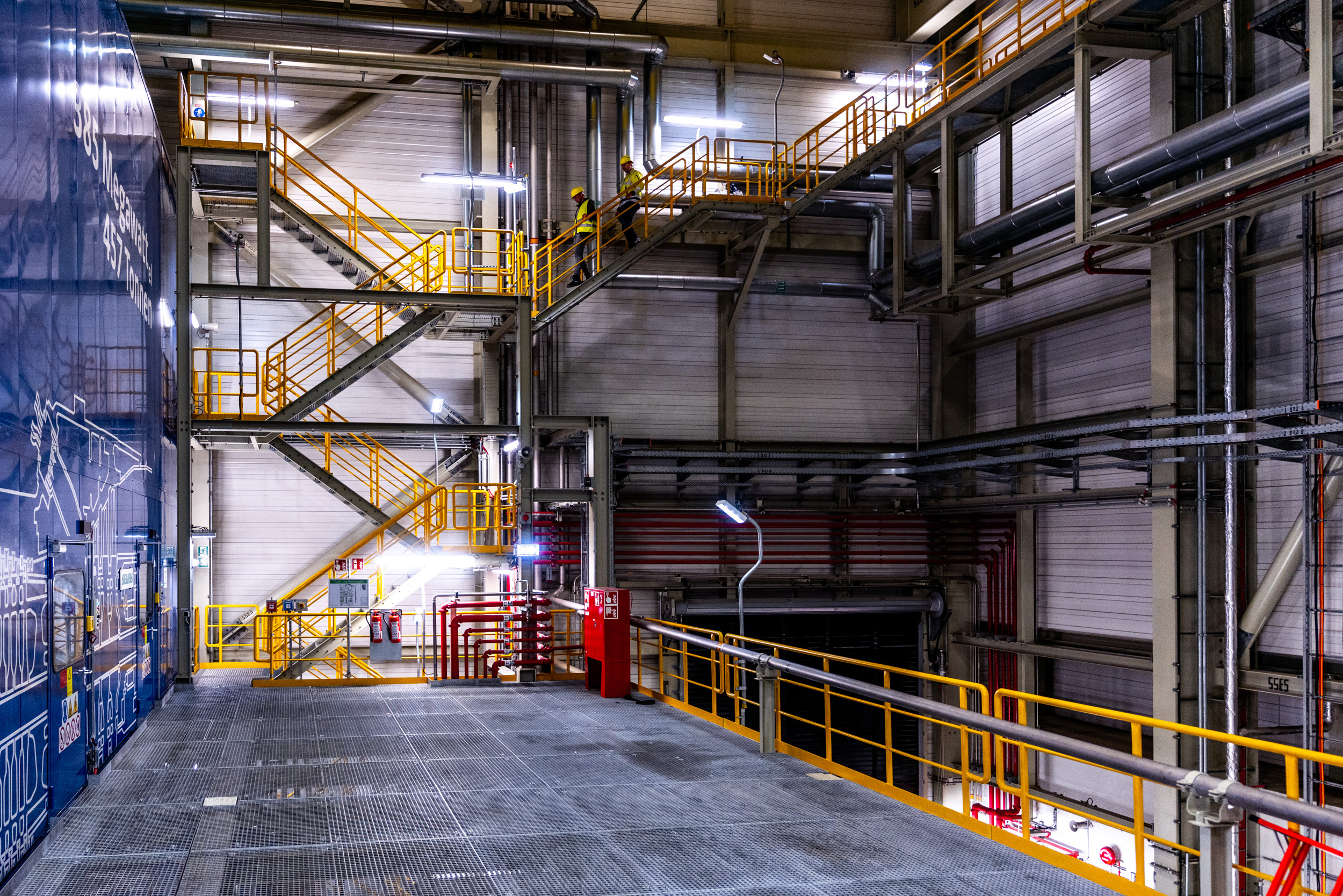 Innenansicht einer KWK Gasturbine in einem Kraftwerk in Düsseldorf